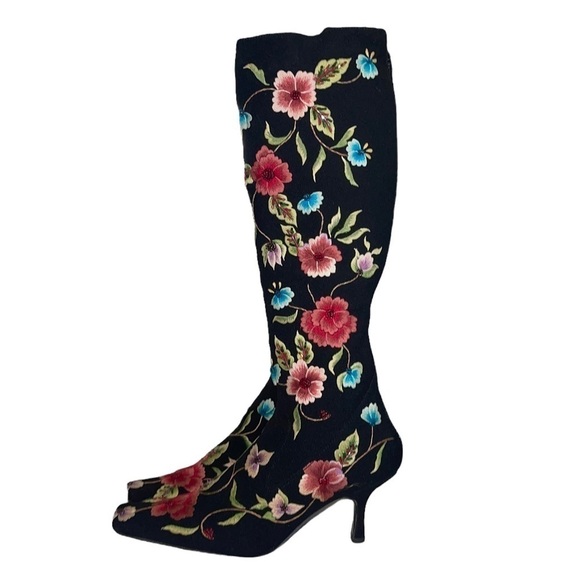 SXS Floral Boots style S-83 with dust cover, no box. Size 36.5 (US Size 6) - Picture 6 of 12